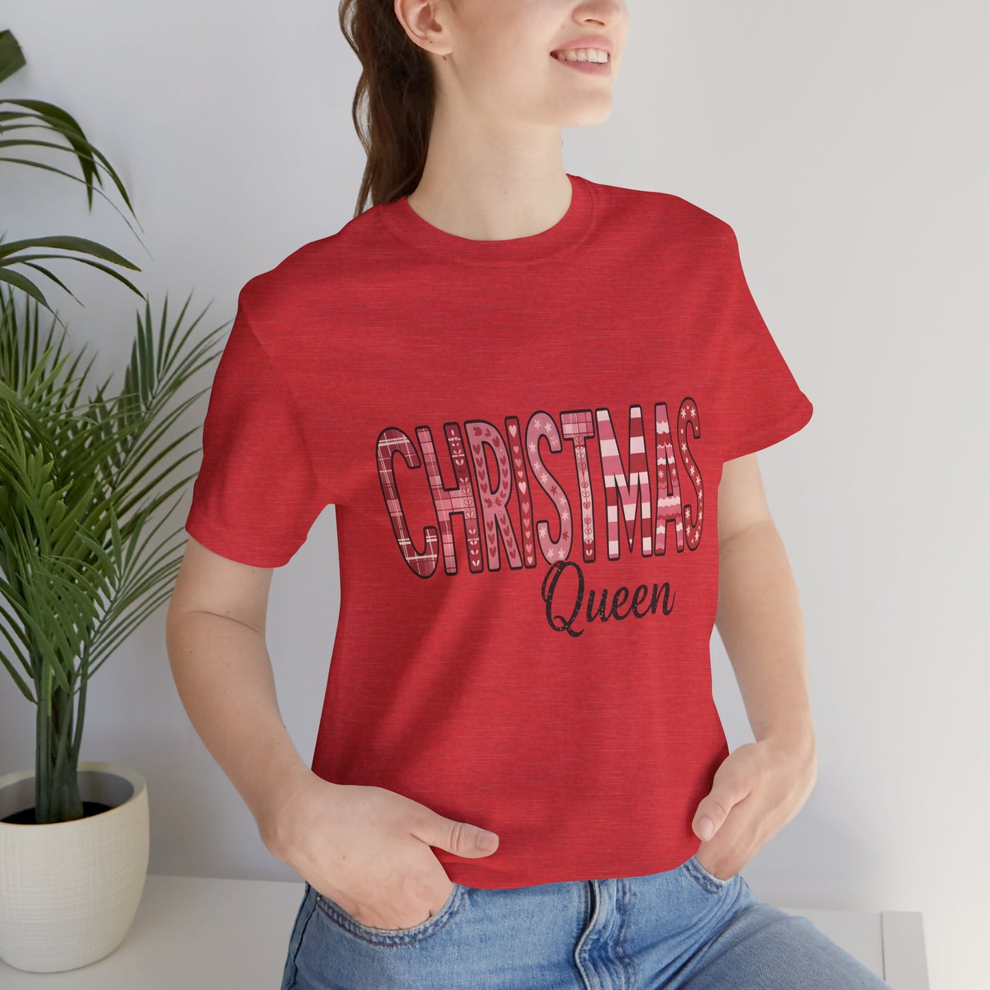 Christmas Queen Pinkmas T-shirt, Perfect for a sister XMAS gift or a Christmas mom gift, this festive shirt captures the essence of a very merry Christmas