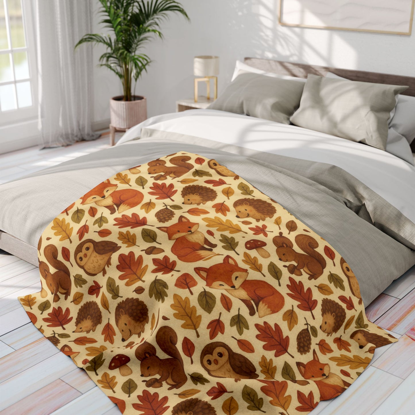 Woodland Friends Autumnal Blanket, Featuring delightful woodland creatures, this sofa blanket is the perfect accent to your autumnal decor.