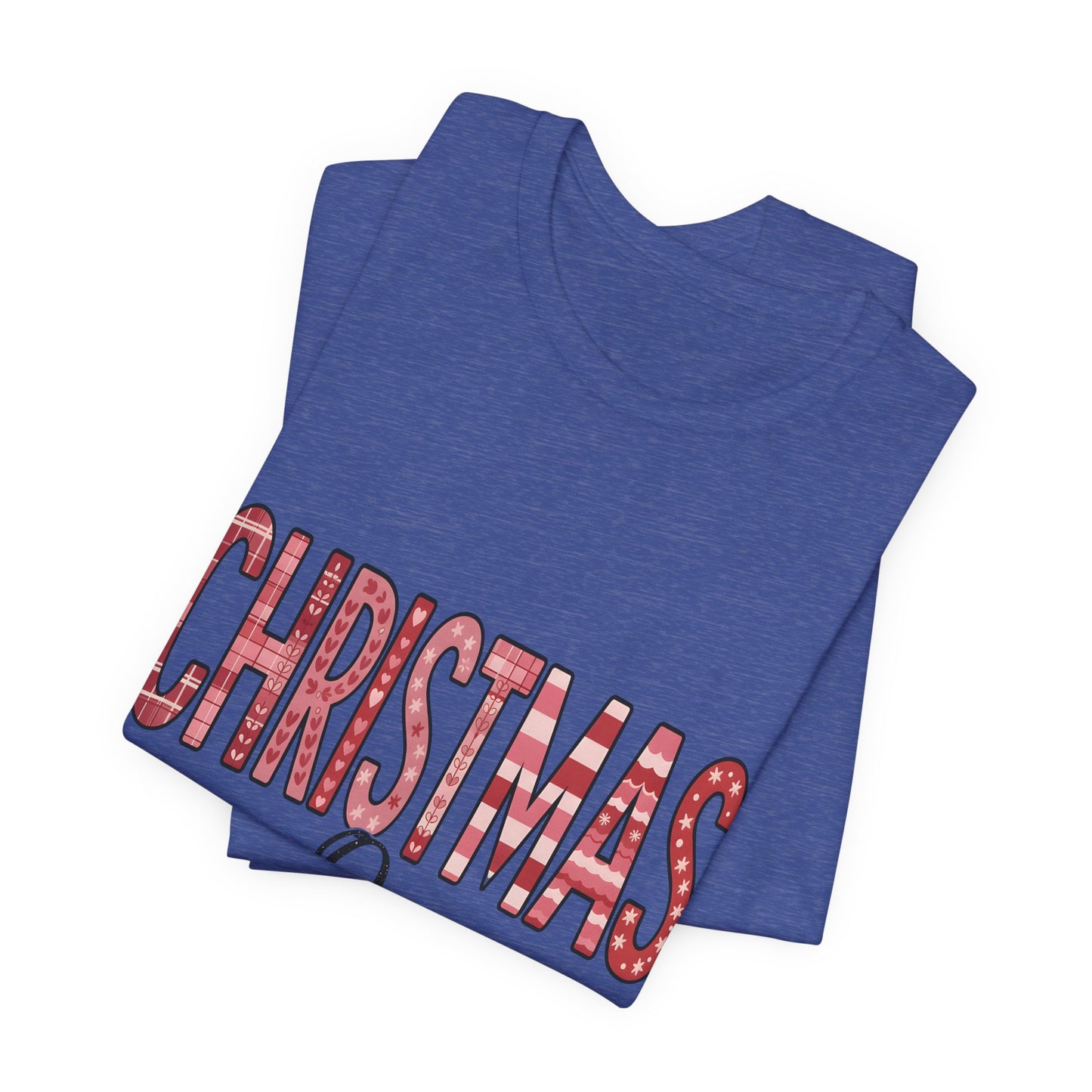 Christmas Queen Pinkmas T-shirt, Perfect for a sister XMAS gift or a Christmas mom gift, this festive shirt captures the essence of a very merry Christmas