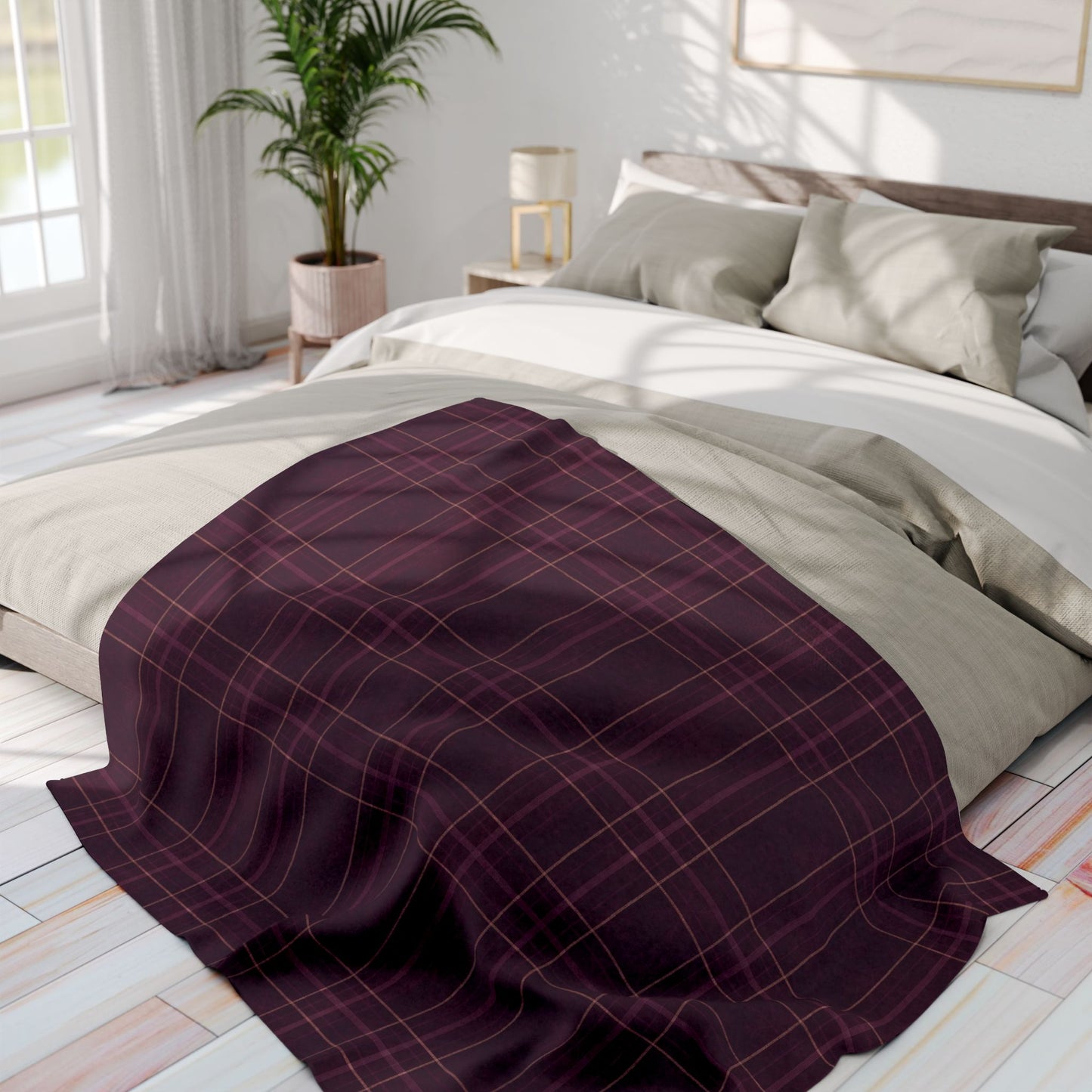 Christmas Plum Plaid Arctic Fleece Blanket, Warm Throw Blanket.