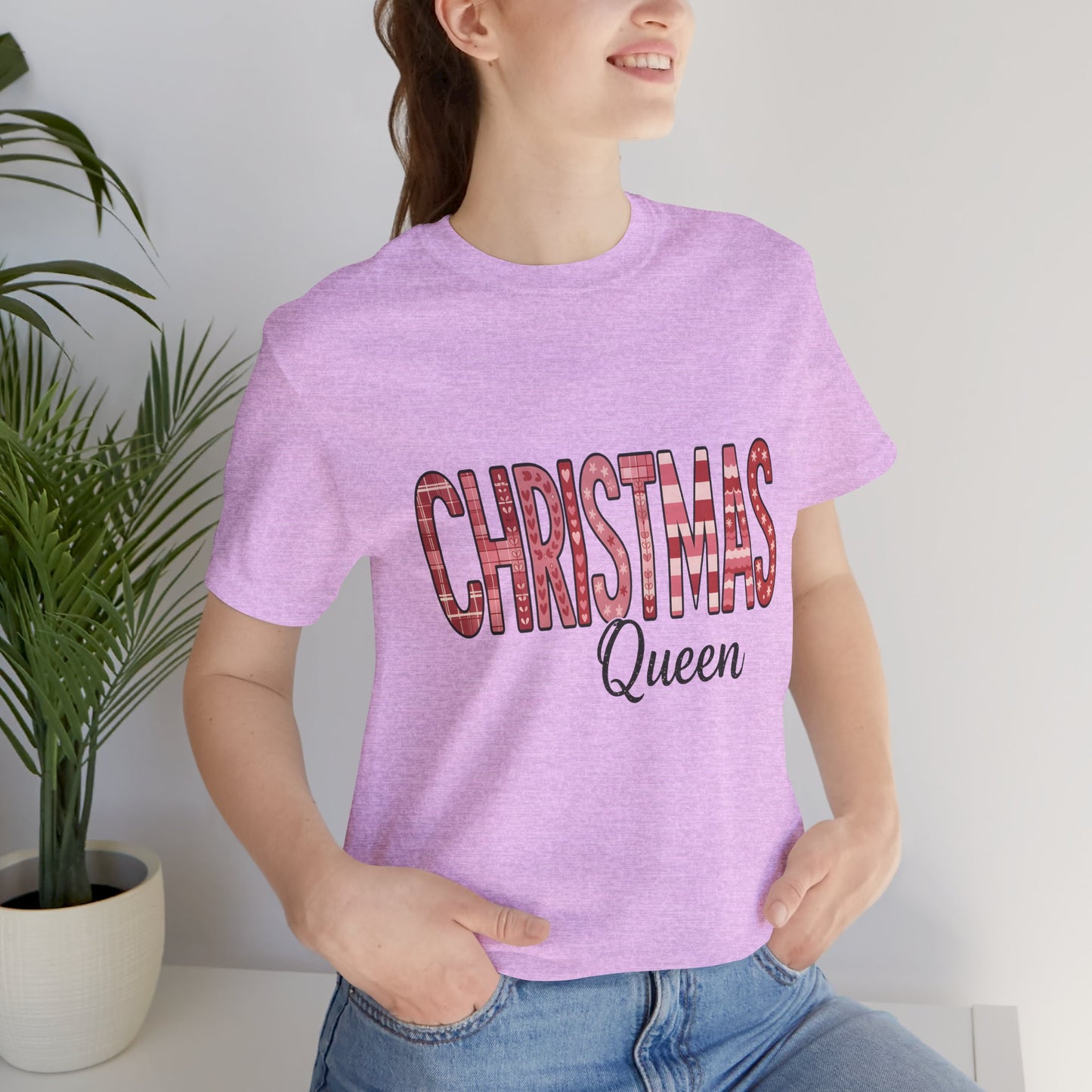 Christmas Queen Pinkmas T-shirt, Perfect for a sister XMAS gift or a Christmas mom gift, this festive shirt captures the essence of a very merry Christmas