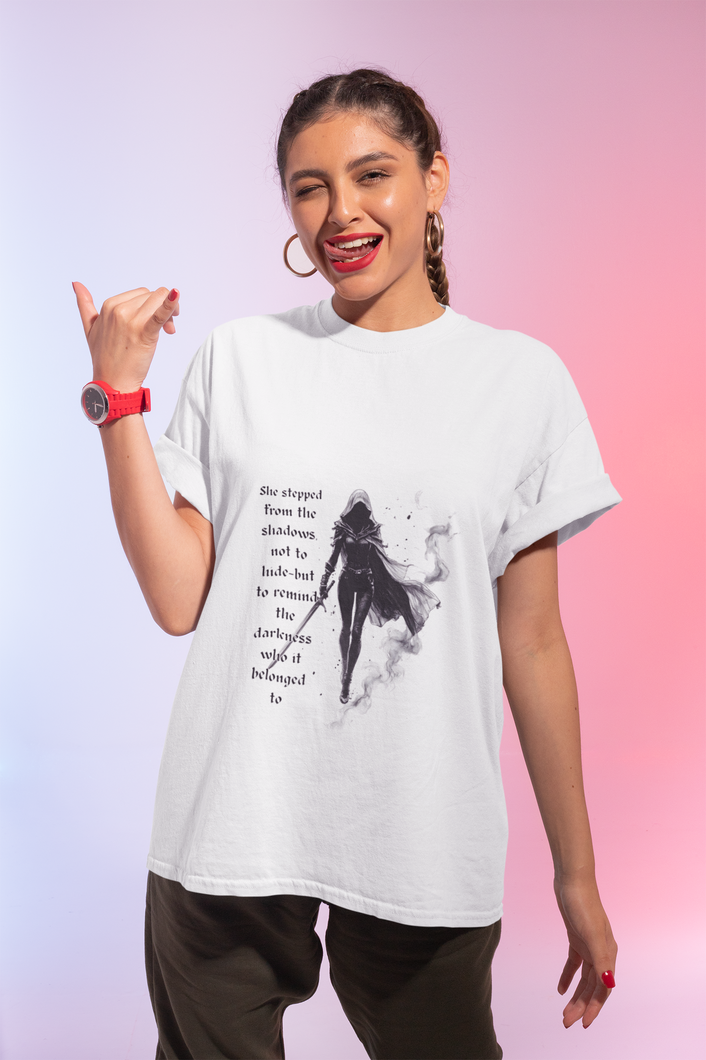 Throne of Glass Unisex Tee, a great addition to a fan's wardrobe and can be worn casually or as a statement piece. Ideal for fans of Sarah J. Maas and the character Aelin Sardothien.
