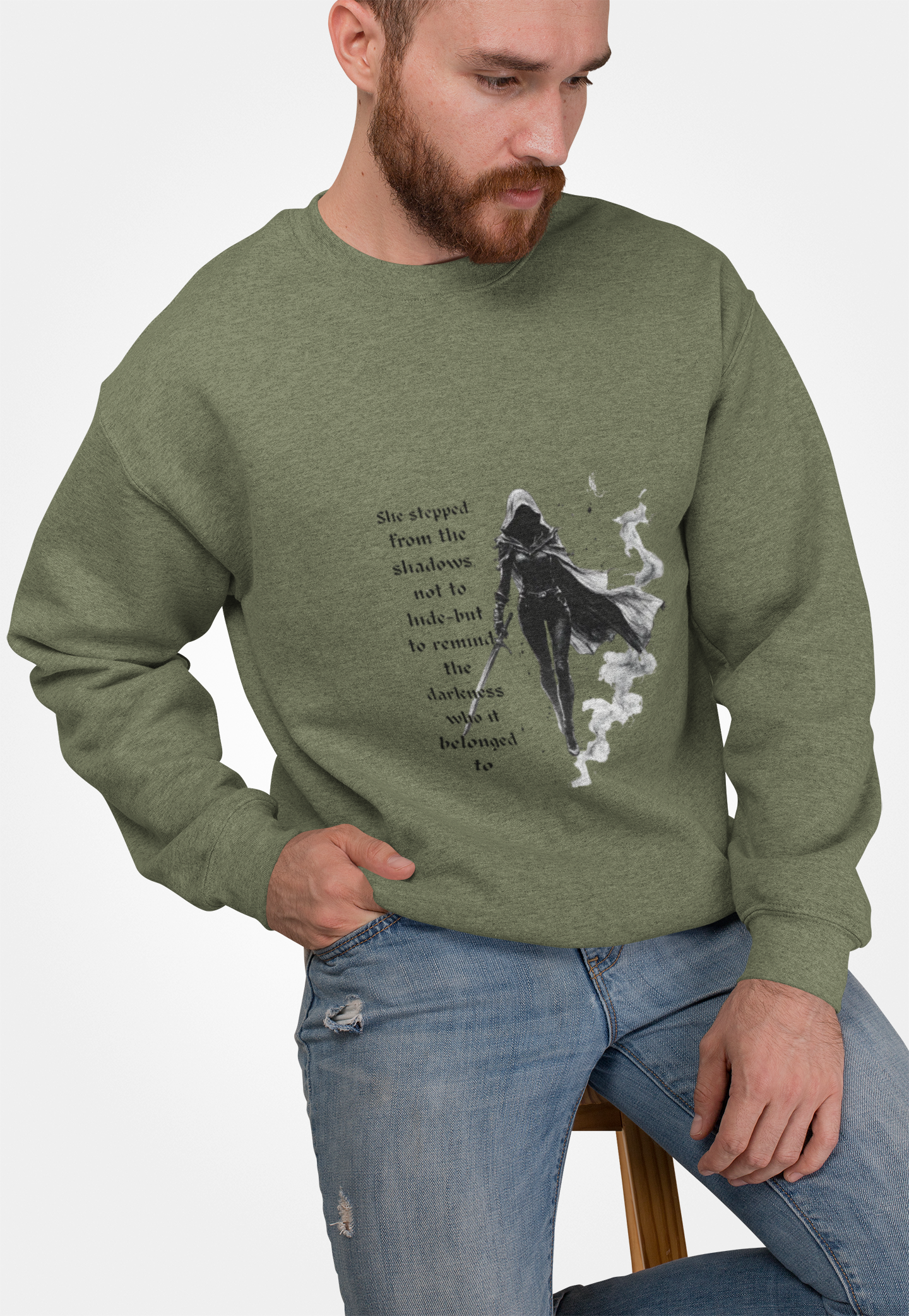 Heir of Fire Throne of Glass Sweatshirt, cozy autumn apparel for any Sarah J Maas fan. With a touch of darkness and assassin vibes.