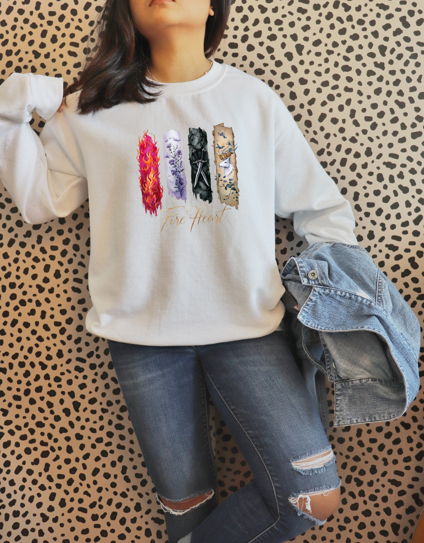 Fire Heart Sweatshirt, Heir of Fire, perfect for book lovers, especially fans of Sarah J. Maas and her character Aelin Ashryver Galathynius.