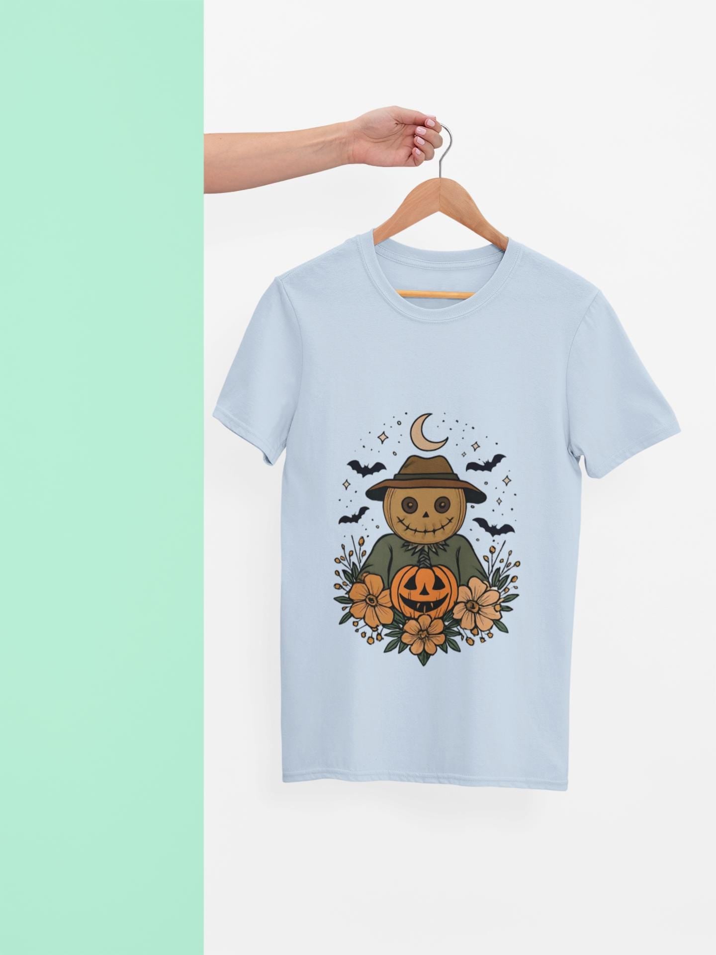 Halloween Scarecrow Tee, This t-shirt is a great gift for friends and family who love the autumn season and enjoy participating in harvest festivals or Halloween parties