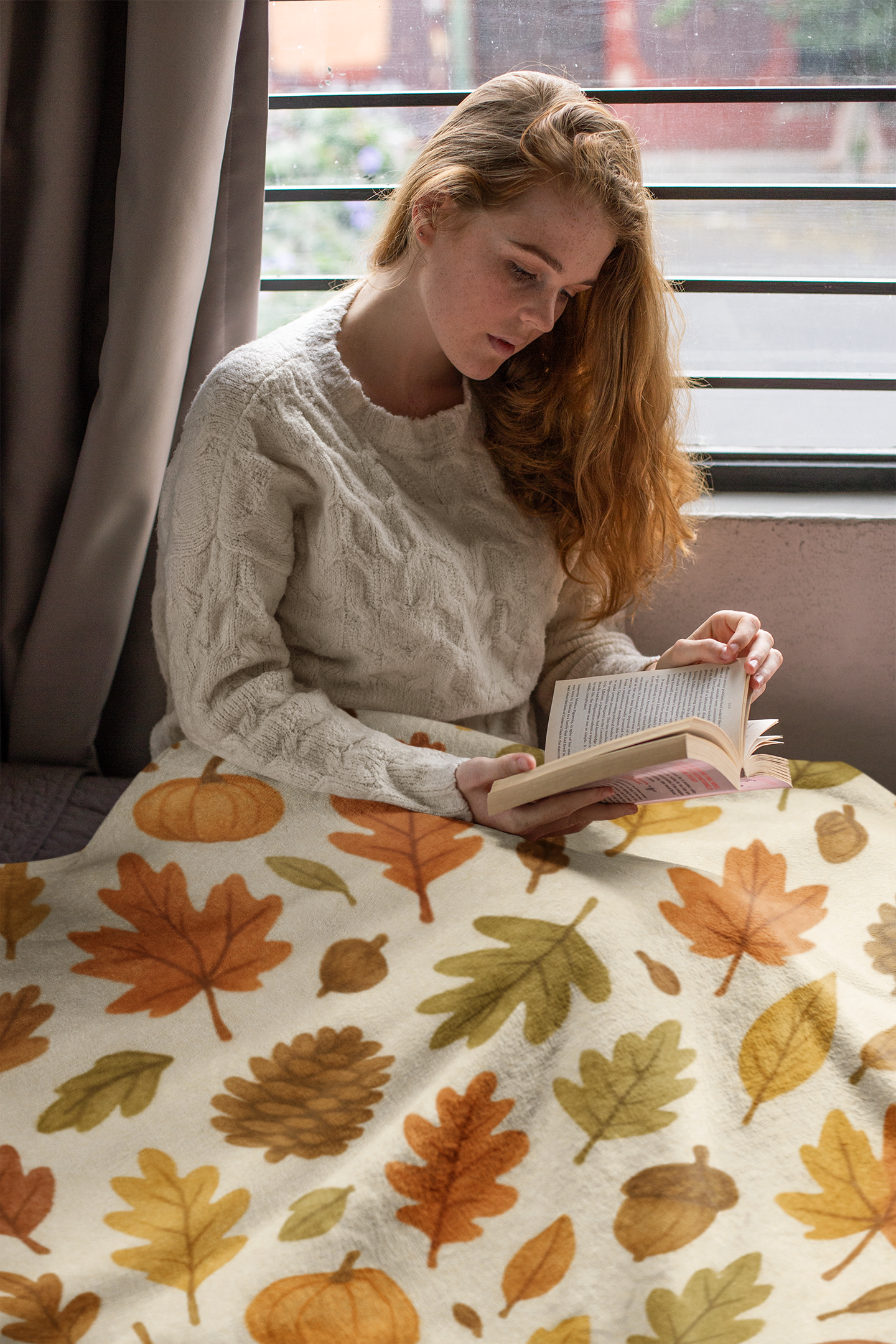 Cozy Autumnal Leaves Blanket, Transform your space into a haven of autumnal charm with this exquisite autumn blanket.