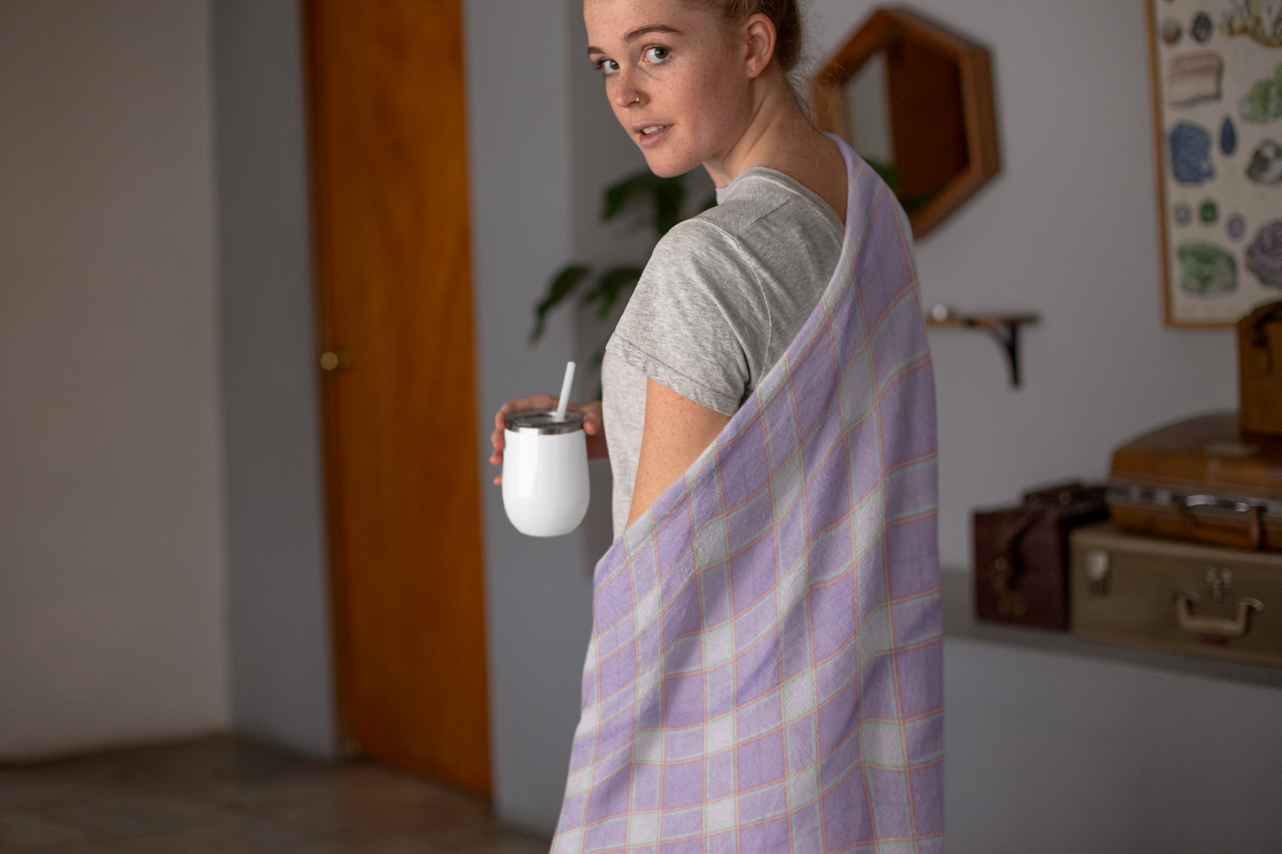 Cozy Arctic Fleece Blanket, Warm Throw, Plaid Pastle Blanket.