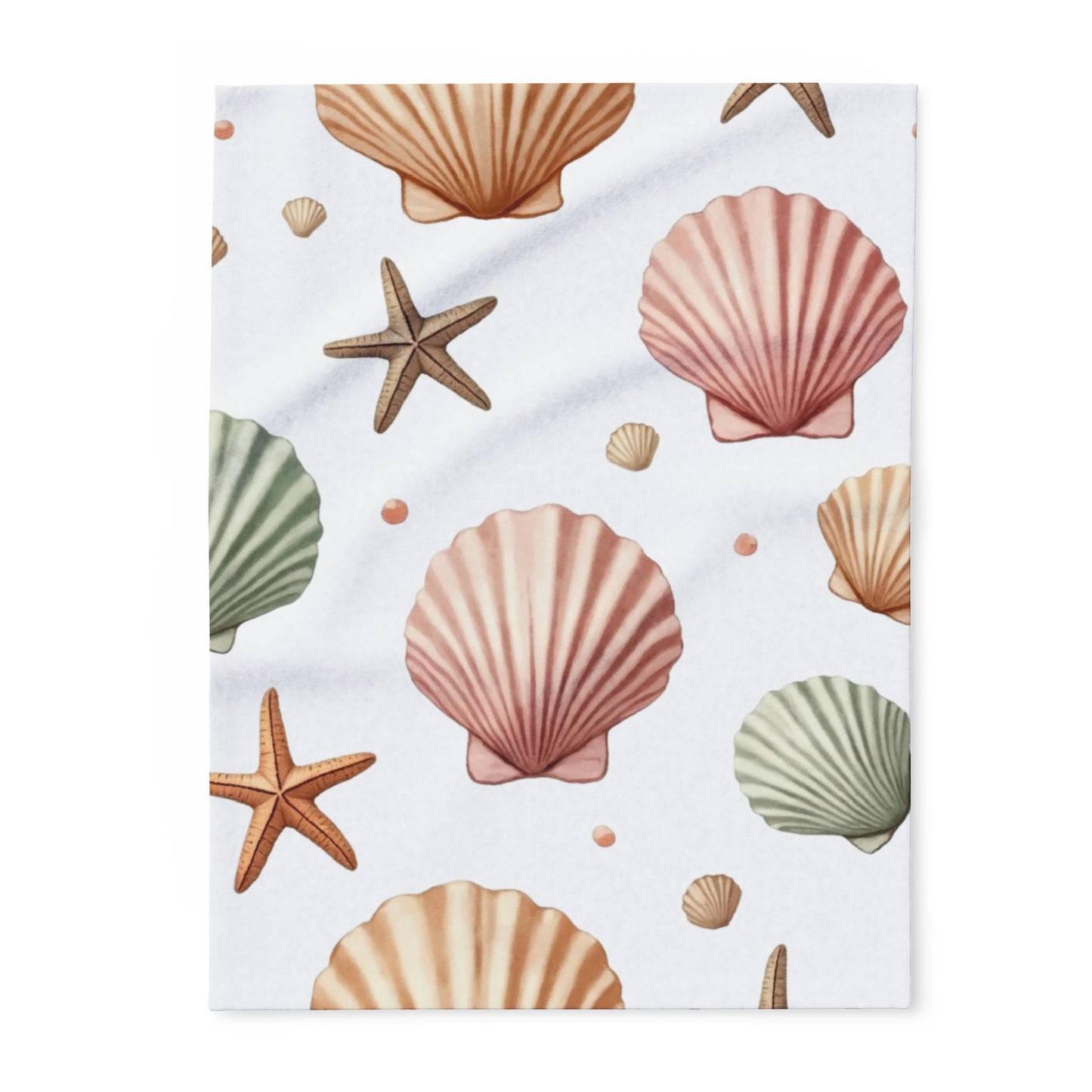 Cozy Beach-Themed Fleece Blanket, Featuring a delightful seashell design, it brings a touch of oceanic beauty to any space.