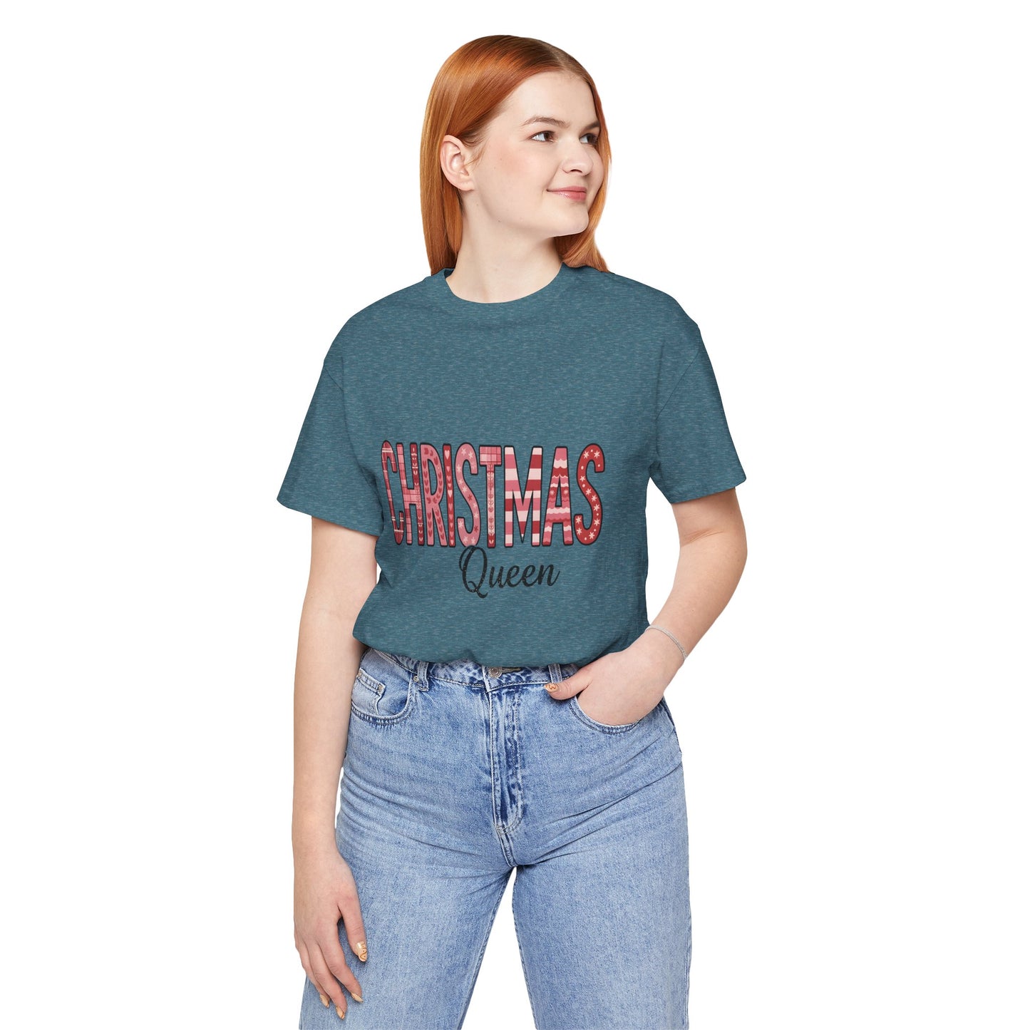 Christmas Queen Pinkmas T-shirt, Perfect for a sister XMAS gift or a Christmas mom gift, this festive shirt captures the essence of a very merry Christmas