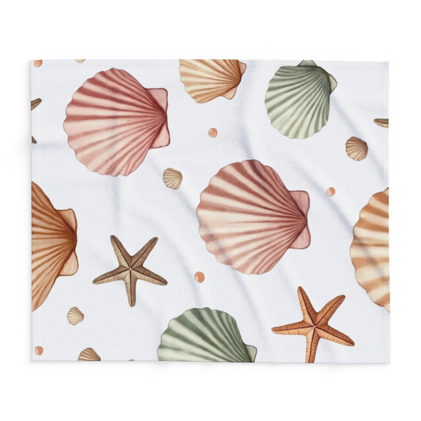 Cozy Beach-Themed Fleece Blanket, Featuring a delightful seashell design, it brings a touch of oceanic beauty to any space.