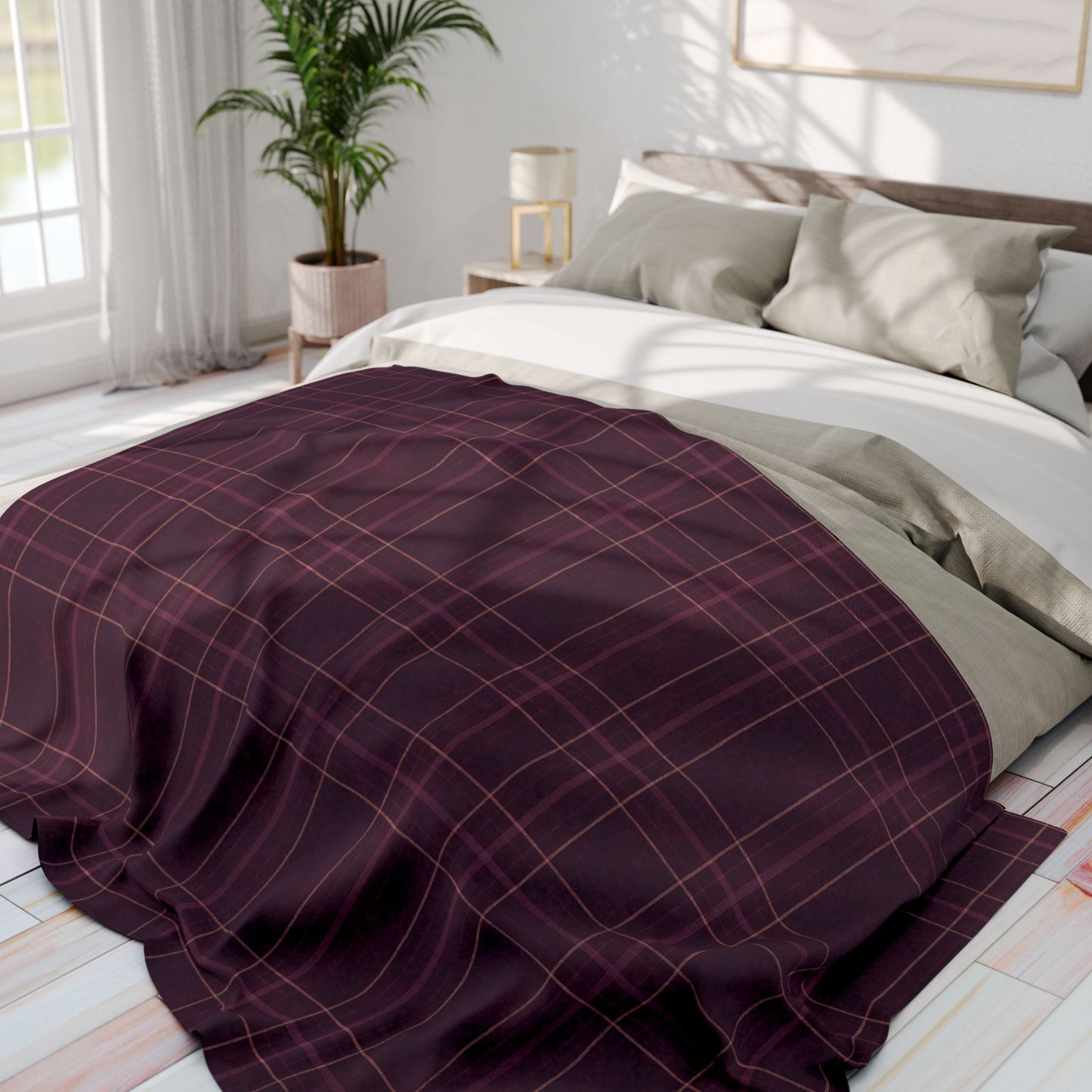 Christmas Plum Plaid Arctic Fleece Blanket, Warm Throw Blanket.