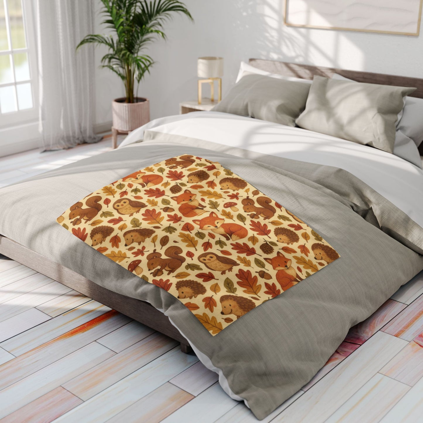 Woodland Friends Autumnal Blanket, Featuring delightful woodland creatures, this sofa blanket is the perfect accent to your autumnal decor.