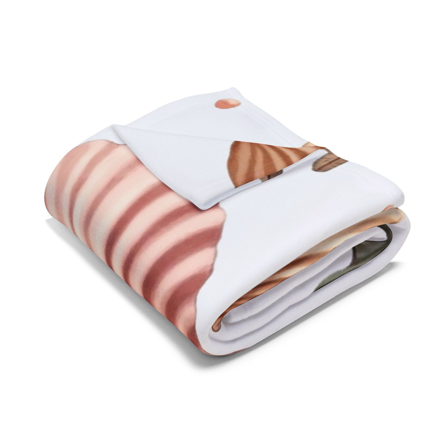 Cozy Beach-Themed Fleece Blanket, Featuring a delightful seashell design, it brings a touch of oceanic beauty to any space.