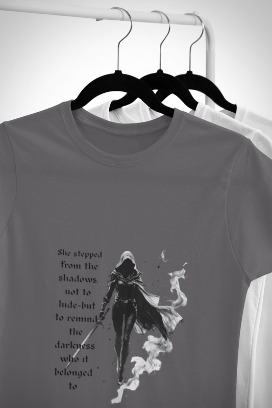 Throne of Glass Unisex Tee, a great addition to a fan's wardrobe and can be worn casually or as a statement piece. Ideal for fans of Sarah J. Maas and the character Aelin Sardothien.